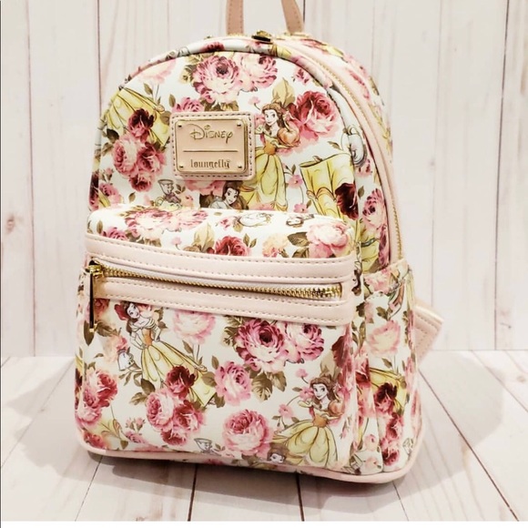 Meet your Posher - Picture 10 of 16